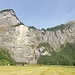 in dieser Wand befindet sich der Klettersteig Kandersteg-Allmenalp