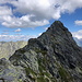 Im Aufstieg zur Świnica - Hier an der Scharte Gąsienicowa Przełączka. Der Gipfel müsste demnach die Gąsienicowa Turnia (2.280 m) sein.
