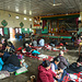 Tibeter in einem Flüchtlingscamp in Pokhara mit dem allgegenwärtigen Dalai Lama oben rechts (Aufnahme 2018)