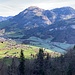 bereits im Hornwald: Tiefblick zum Startpunkt und Hinüberblick zum Buochserhorn ...