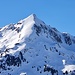 <b>Vordere Karlesspitze (2569 m).<br />Non ho mai osato affrontare questa cima scialpinistica, che osservo con grande ammirazione e rispetto durante la colazione in albergo.</b><br />