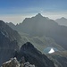Der Gipfel mit Steinsee und Bergwerkskopf.