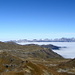 Weite Ödnis rund um den Spitzmeilen - und jenseits des Nebelmeers die Churfirsten und der Alpstein