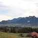 drüben die Chiemgauer Alpen