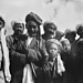 Männer und Knaben in Afghanistan. Quelle: Herbert Mäder, 1960-er Jahre 