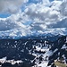 Die Gipfel der Allgäuer Alpen und am Arlberg in Wolken
