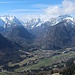 ...wo sich ein atemberaubender Blick in die Julischen Alpen auftut. Man blickt direkt hinein ins Vratatal.