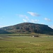 Rückblick auf den Altenhau (545m) beim Zustieg zum Rhinsberg (567m).