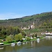 Blick von der Neckarbrücke auf das Schloss Zwingenberg