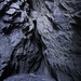 der Auftakt zum originellen Riss-Klettersteig:<br />an einer Tyrolienne hangelt man sich zum Felsabsatz auf der Gegenseite