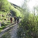 Incrociando una stradina sterrata la seguiamo verso destra, illudendoci che salita al Monte Ocone sarà una cosa tranquilla… 