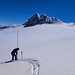 Schneesondieren auf dem Griesgletscher - glasklare Sicht und eisige Kälte