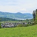 Vue sur Eschenbach et le lac de Zurich