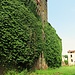 Una delle torri del Castello Caccia a Castellazzo Novarese.