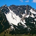 Alpilakopf, links die schneegefüllte Salamirinne