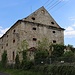 Chcebuz, historisches Speichergebäude im Schlossgut