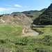 Vista d’insieme degli scavi minerari nella zona a monte della posada.