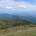 Im Südosten glitzert der Wörthersee.