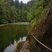 Blick entlang des Geländers - flussabwärts