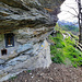 Sur le chemin du Lièfranc, petite "chapelle routière".