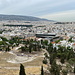 Unterwegs in Athen - Ausblick von der Akropolis über das Dionysostheater hinweg. Etwas dahinter ist auch das Akropolis-Museum zu sehen.