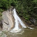 Diesen Wasserfall am Ende der Schlucht rutschen die Canyonisten ab.