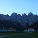 Start an der Kemater Alm vor der Kulisse der Kalkkögel.