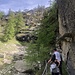 Bachquerung gleich unterhalb der Taflüe