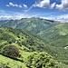 unten Rif. Prabello, hinten Monte Generoso