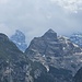 Blick zu den Rauhkofel-Gipfeln beim Aufstieg von Schluderbach zur Plätzwiese.