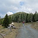 Die bewaldete Kuppe voraus ist der Grifitzbühel.