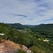 Oben hat man nochmal eine letzte Aussicht hinüber nach Lug.