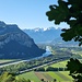 Blick rheinaufwärts zum Fläscherberg 