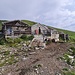 <b>Memore dell’esperienza vissuta domenica scorsa, proseguo immediatamente sulla sterrata per un quarto d’ora fino all’Alpe di Mezzegra (1621 m), già caricata. </b>