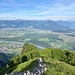 Immer der Mauer entlang