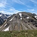 der Aufstieg zum Schänzelekopf nochnmals von der Schänzelespitze - wer geau hinsieht erkennt einen Pfad durch den Schutt im unteren Bereich