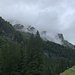 Die Marwees in Wolken.