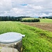 "Gipfelmonument" Harisberg - mit Blick Richtung Dietlenberg