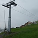von der Uga-Talstation gehen wir durch einen Bergwald und kommen in Oberdamüls raus (wie gemütlich ), Regen setzt ein.