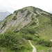 Gleich werde ich auf einem bequemem Pfad das Plumsjoch erreichen.
