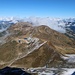 Im Norden ragt das Birnhorn über die Wolken heraus.