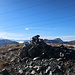 Am Sonnberg findet sich ein Steinmann und ein riesiger Strommast.