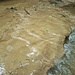 Platten im Bach