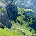 Tiefblick ins Chammsässlei (Aufstieg von Walenstadtberg)