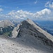 Im östlichen Gratverlauf, fast zum Greifen nah, die Vordere Bachofenspitze und der Lafatscher.