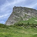 Glegghorn kurz vor dem Gleggkamm, mit dem Eingang zum Bunker.