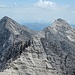 Zoom zur Tour des Vortages, dem Grat von der Sonntagkar- zur Hinteren Bachofenspitze.  Mittig hinten im Dunst ist übrigens der Großvenediger zu erahnen.