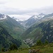 Abstieg in Richtung der Bergstation Darlux<br />Blick ins Val da Ravais-ch
