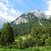 Auf dem Wanderweg von Bergün zur Talstation des Sessellifts Darlux