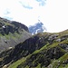 Das dürfte der leider in den Wolken verborgene Piz Ot sein